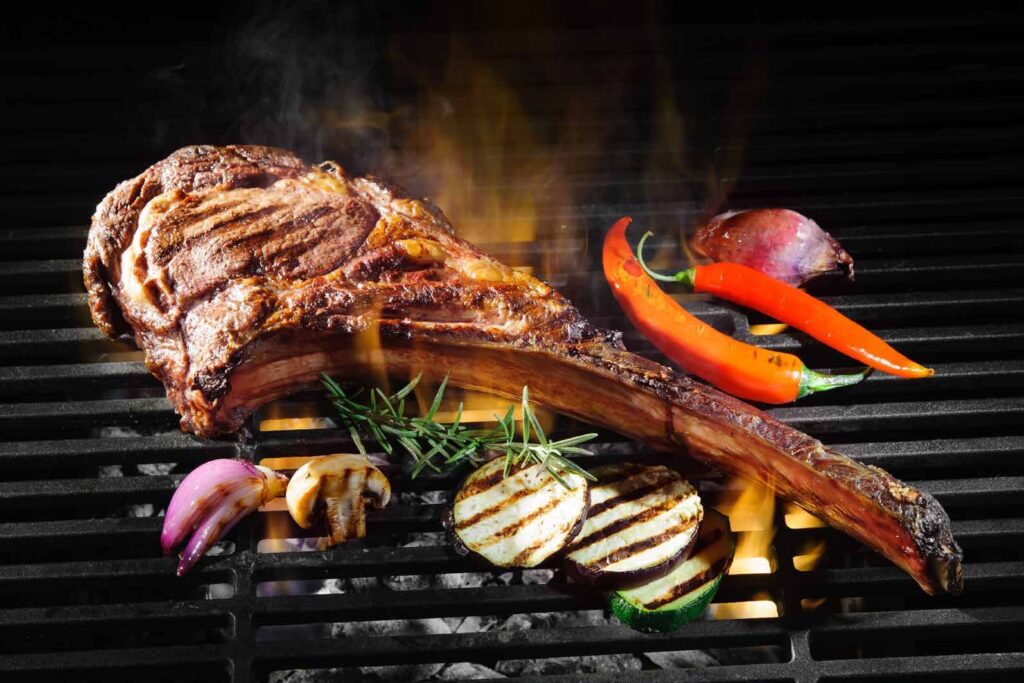Tomahawk Steak, Black Angus · MB3, Cooked